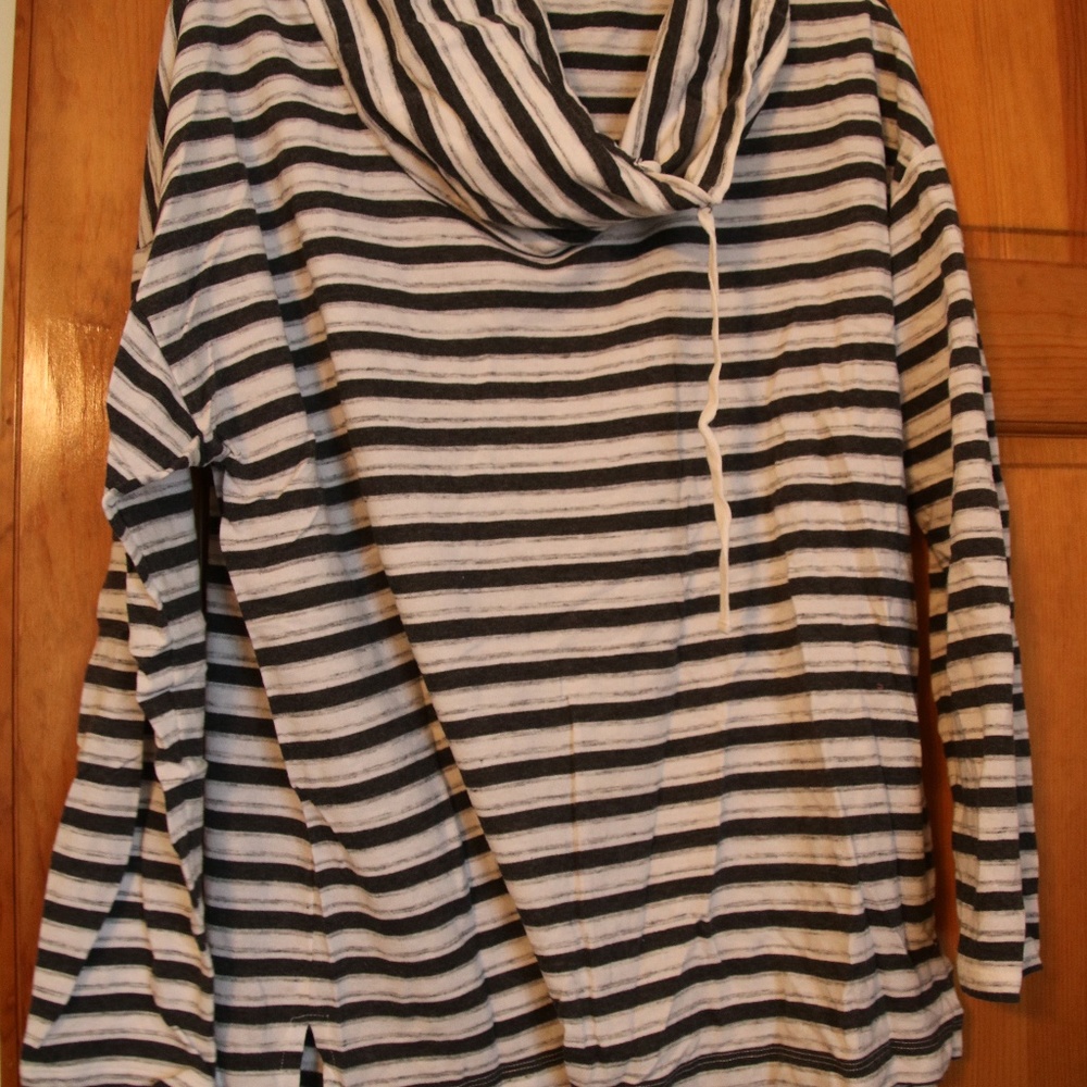women's top